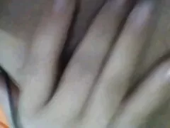 จิ๋ม วีดีโอ โป๊ นักศึกษา fingering และนั fingering ไปในปากหล่อน